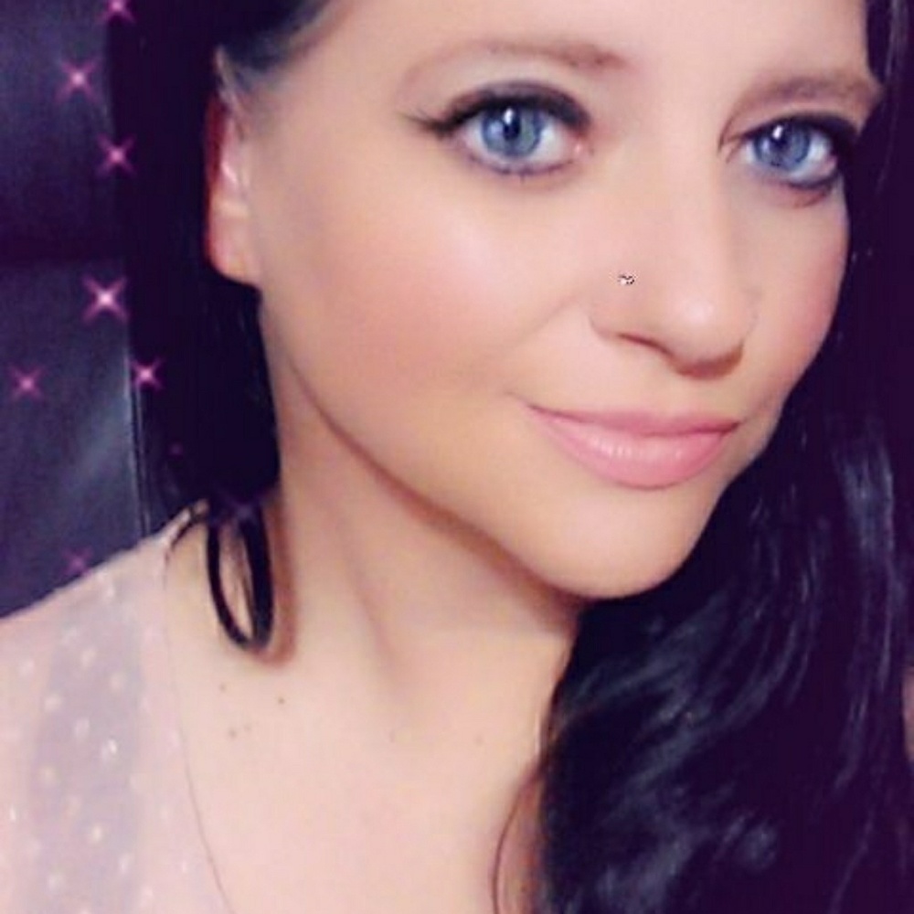 Meet your Posher, Stefanie